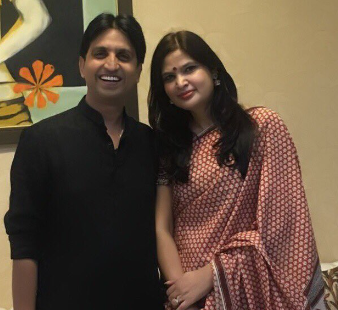 Kumar Vishwas's family